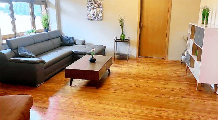 Rental apartment with 4 rooms for 6 persons — photo 2
