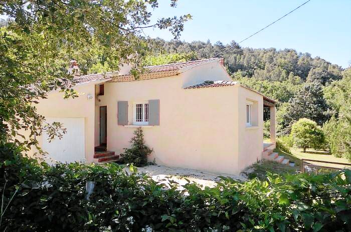 Villa with garden, terrace & barbeque | River view — photo 2