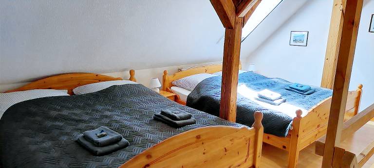 Rental apartment with BBQ & yard | Dogs allowed — photo 4