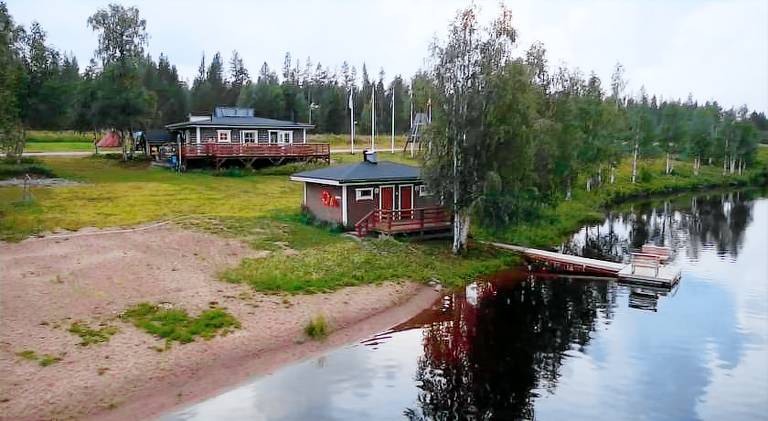 Vacation home with sauna & patio | Pet-friendly — photo 4