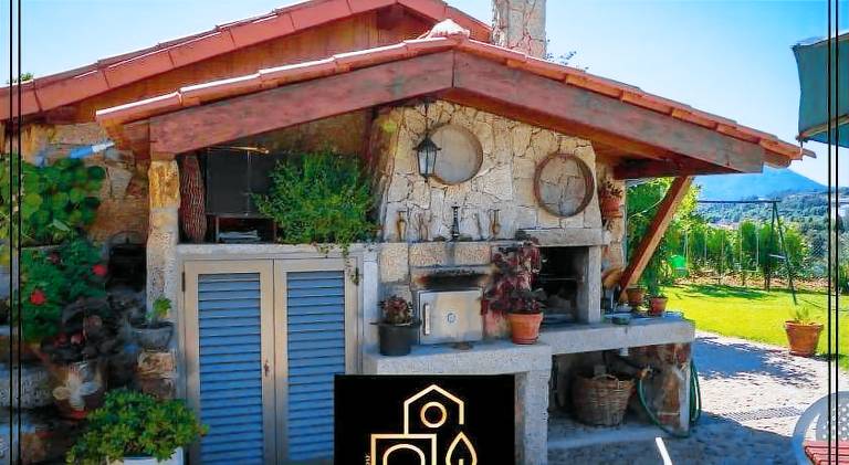 House with private pool, garden & barbeque — photo 3