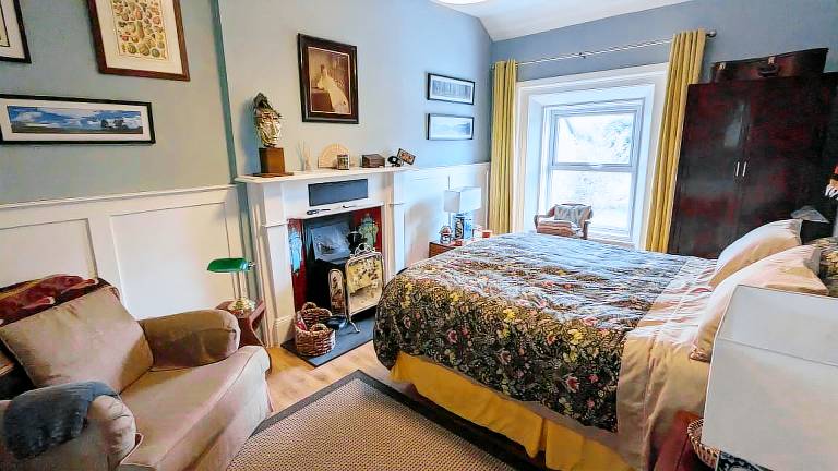 Private room  Kingstown