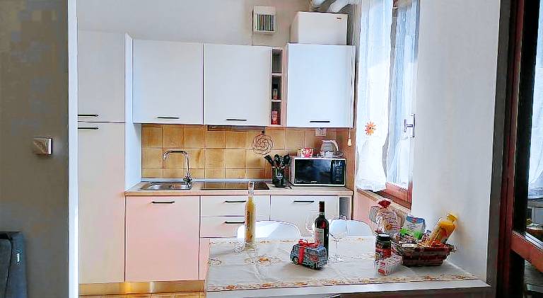 Rental apartment with pool — photo 4