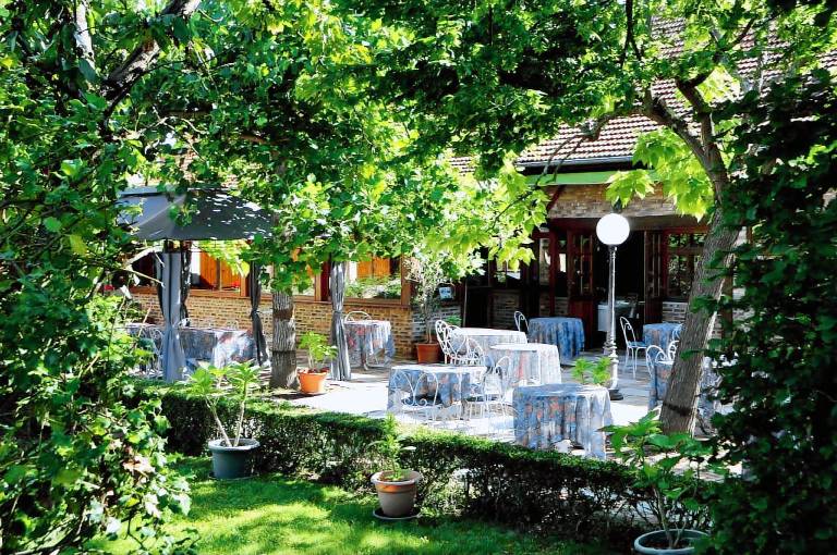 Logis Hotel LE DAHU — photo 5
