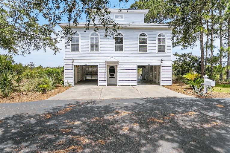House Saint Helena Island