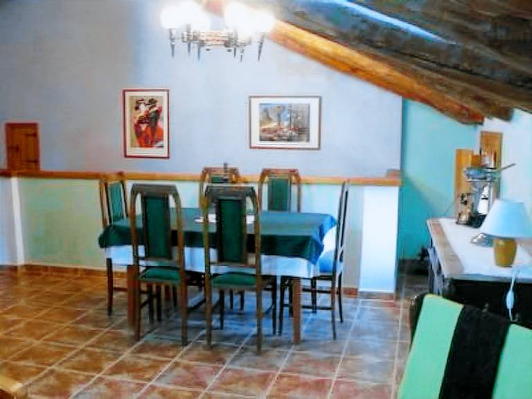 Vacation home with grill, private pool & yard — photo 4
