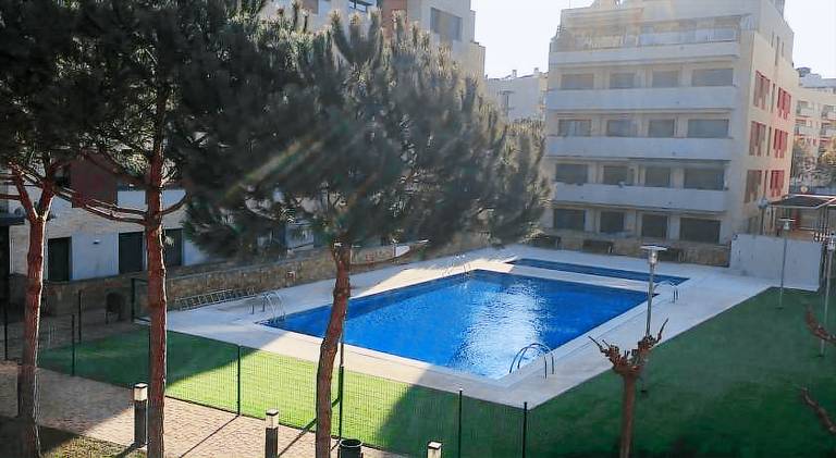 Rental apartment with pool in Lloret de Mar