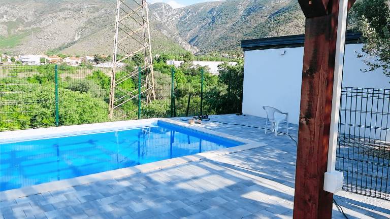 Twins Land Apartment with Swimming Pool