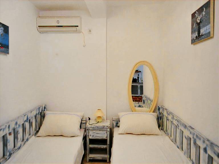 One bedroom apartment near beach Stara Novalja, Pag (A-4106-a) — photo 2