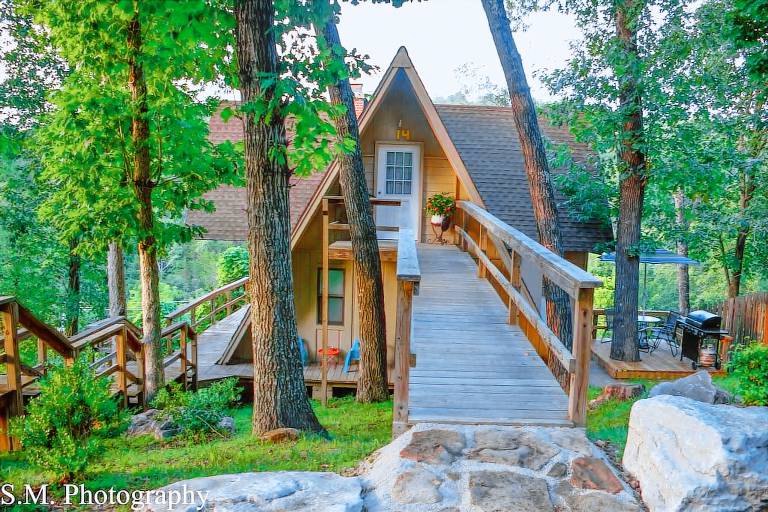 7 Best Christmas Getaways In Arkansas - Tripping.com Rentals | TRIPPING