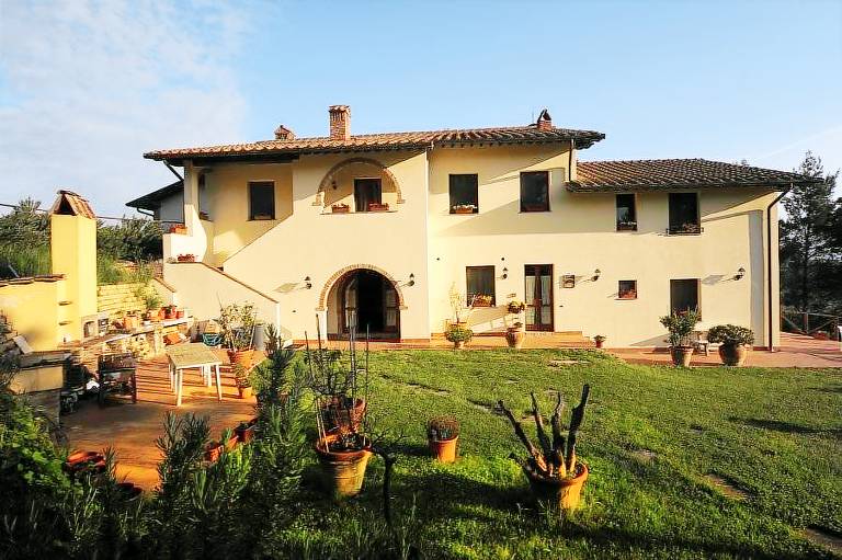 Casale Montopoli in Val D'arno