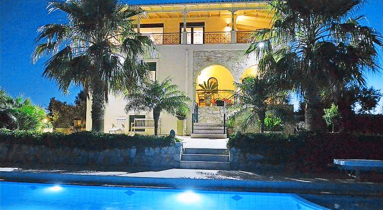 Fully equipped villa with yard, barbecue & private pool | Good for workation | Dogs allowed — photo 2
