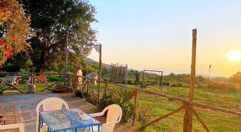 House with 2 rooms for 4 persons — photo 3