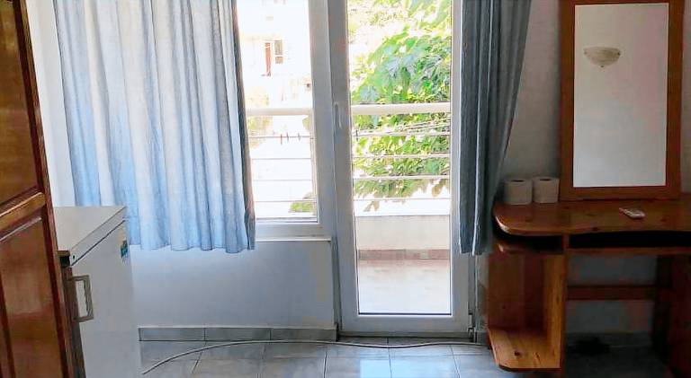 Guesthouse in Chernomorets next to Gradina and Sozopol — photo 2