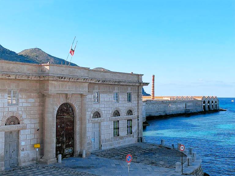 Ferienwohnung in Favignana für max. 3 Personen Ferienwohnung in Favignana für max. 3 Personen