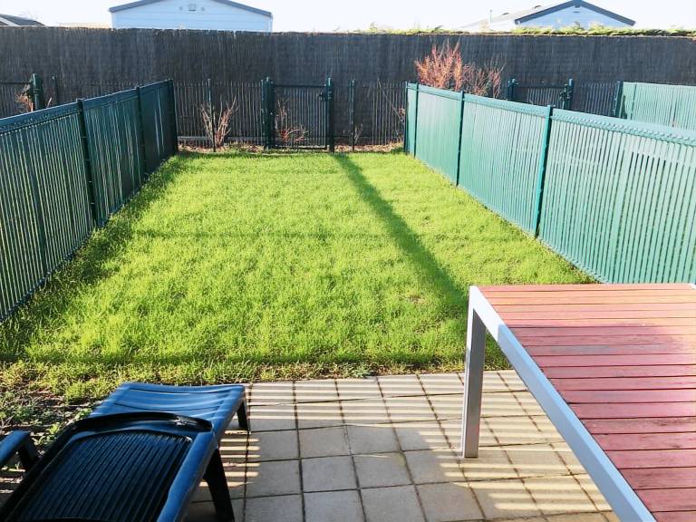 House with terrace & garden | Pets allowed — photo 2