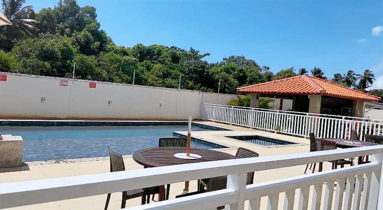 Holiday apartment with pool — photo 4