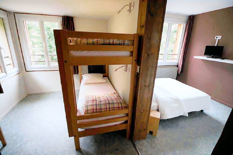 Hostel Châtel