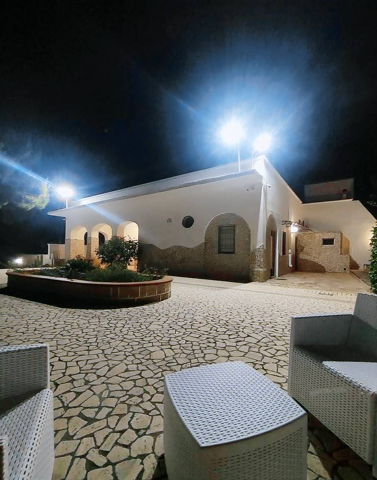 Villa with grill & yard | Nature view — photo 3