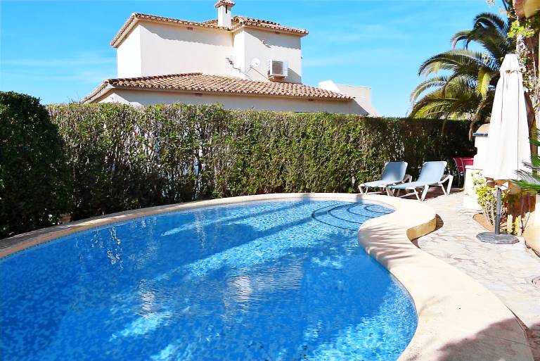Fully equipped villa with garden, private pool & terrace | Pet-friendly — photo 3