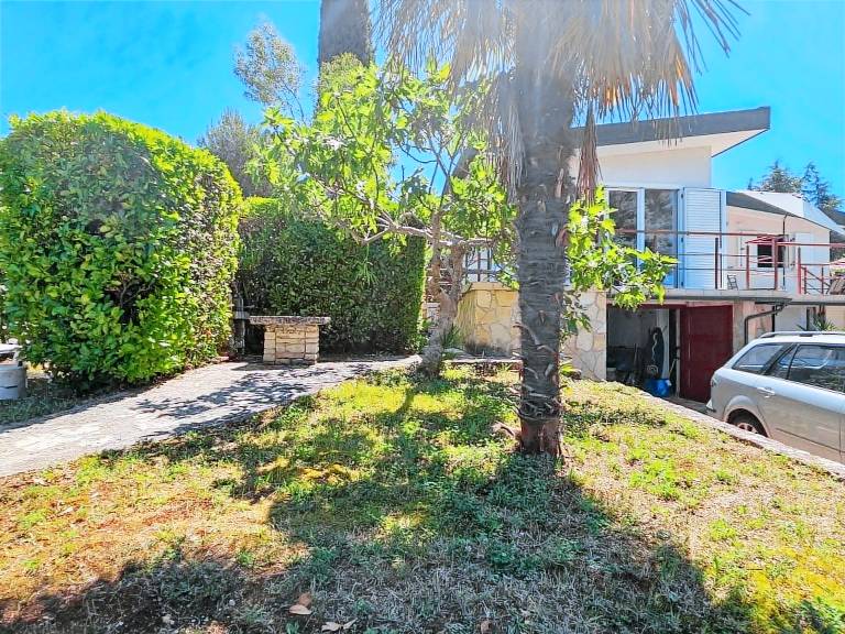 Beautiful house with grill & terrace | Pets are welcome — photo 3