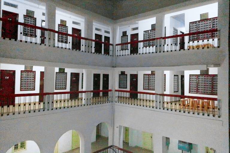 Raj Hotel
