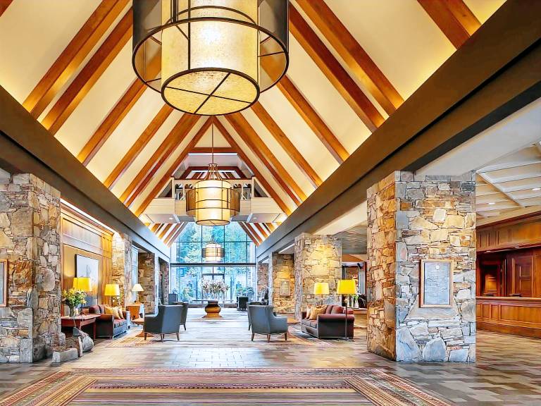 Fairmont Chateau Whistler Hotel — photo 2