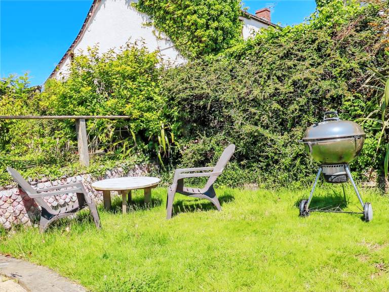 Child-friendly cottage with garden | Beach view | Dogs allowed — photo 2