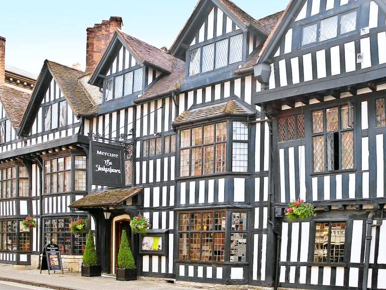 Mercure Stratford Upon Avon Shakespeare Hotel in Warwick
