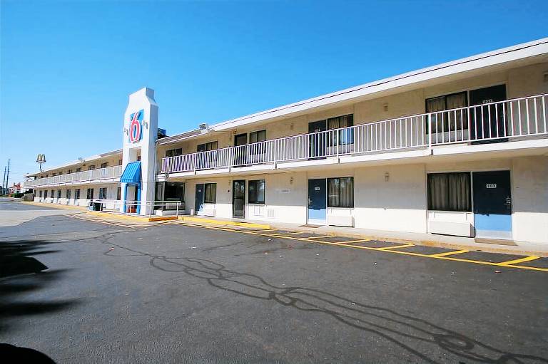 Motel 6 Chicopee MA Springfield
