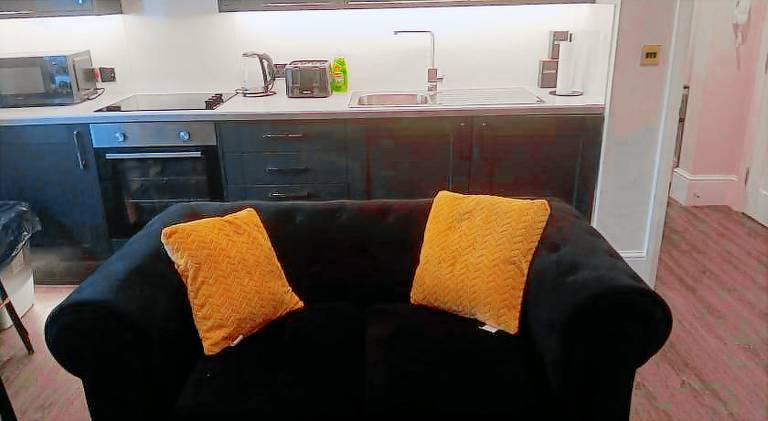 Beautiful rental apartment | Near Brighton Palace Pier | Close to the beach | Pet-friendly — photo 3