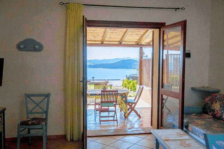 Villa with patio & garden | Sea view — photo 5