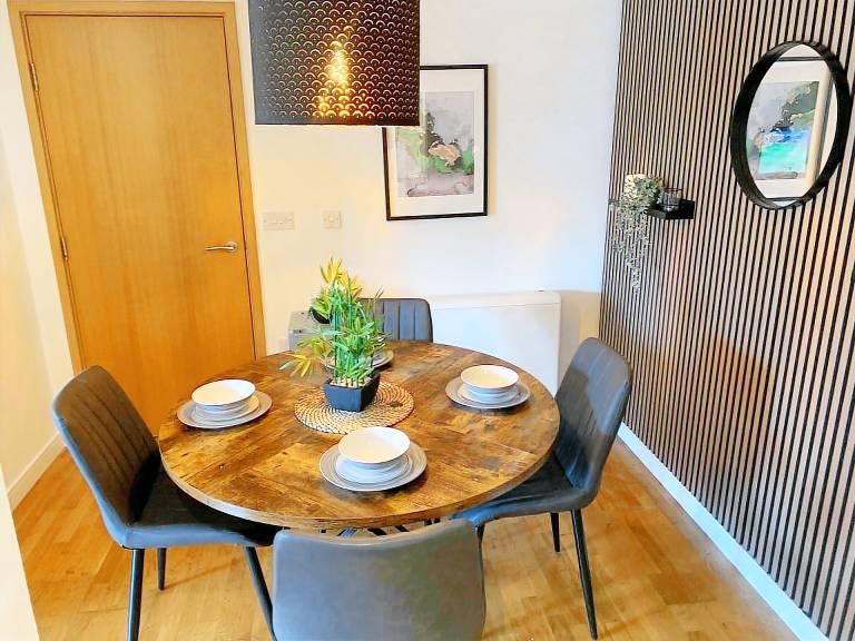 Central Liverpool Apartment-sleeps 6-free Parking — photo 5