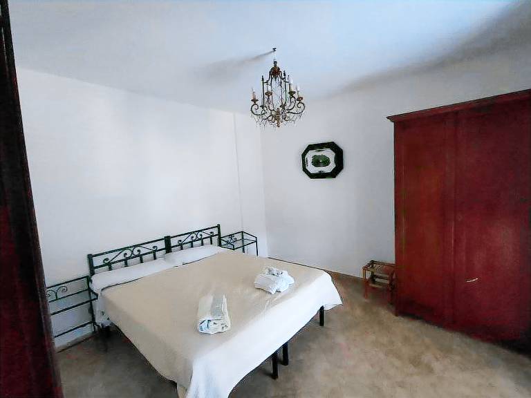 Sant'Anna: Delfino dello Stretto — photo 2