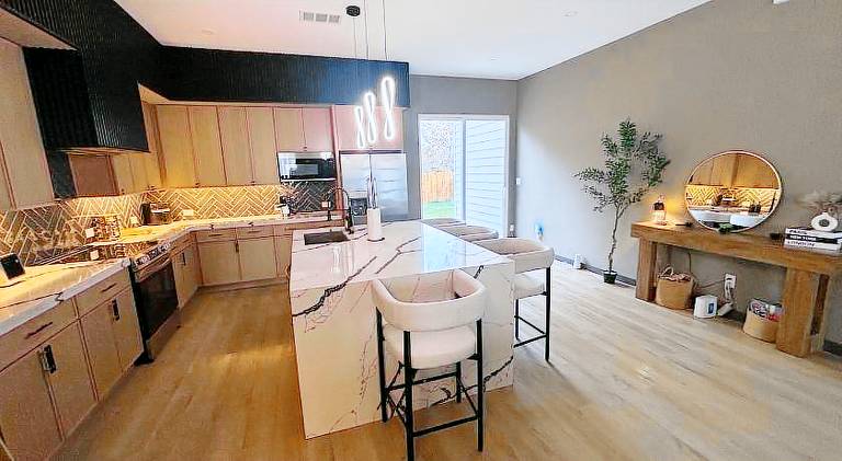 Villa with 6 rooms for 16 persons — photo 4