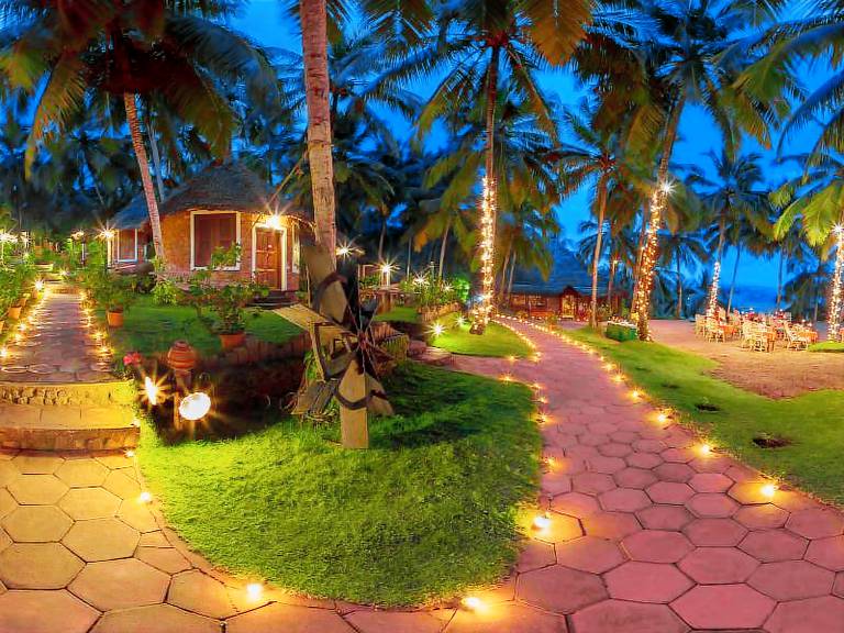 Soma Manaltheeram Ayurveda Beach