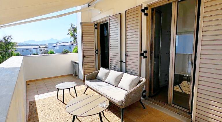 Villa with patio, barbeque & private pool — photo 3
