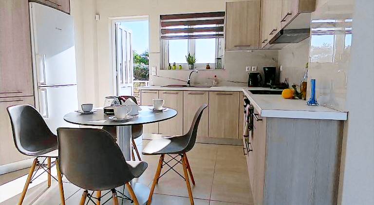 Vacation home with terrace — photo 5