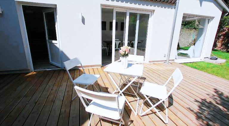 Fully equipped beautiful villa with patio & garden | Pet-friendly — photo 4