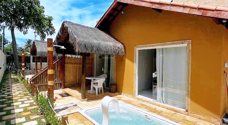 Pleasant house with pool, patio & garden | Pets are welcome — photo 3