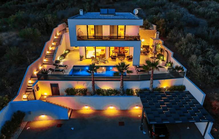 Ferienhaus in Posedarje für max. 8 Personen