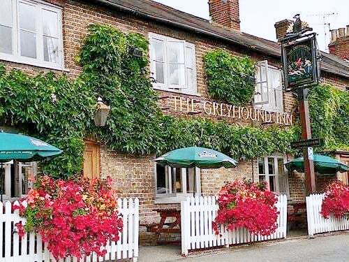 Cottage  Luton