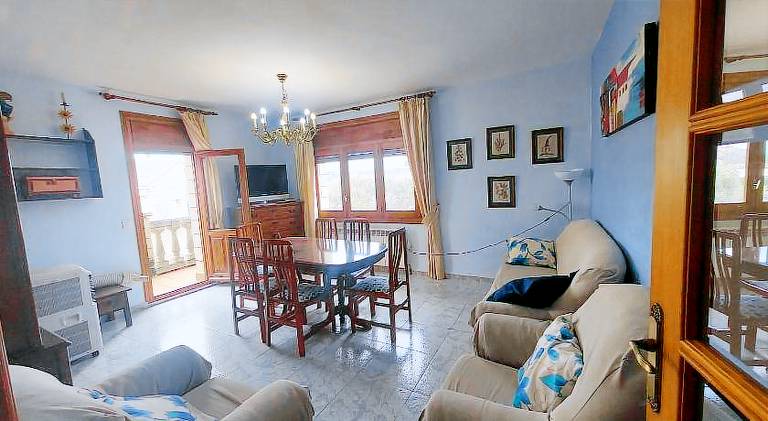 Casa Nasarre- Acogedora casa rural con garaje con vistas a la Sierra de GUARA in Huesca