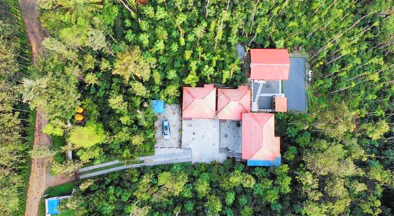 The Brown and Brew Homestay in Chikkamagaluru