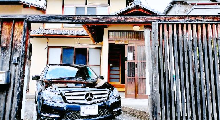 Villa near Kinkakuji 金閣寺周辺 貸切町屋 無料駐車場 ベンツ貸出 Pets OK — photo 3