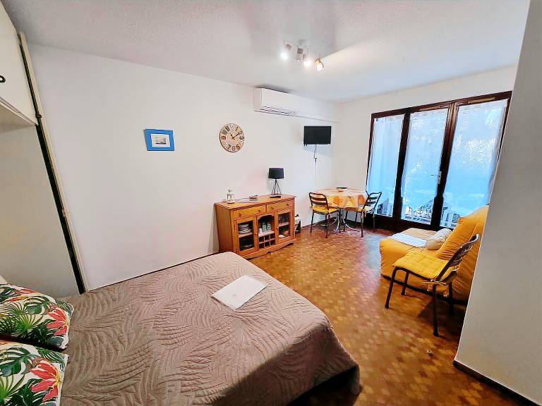 Studio with pool | Close to the beach | Pets allowed — photo 3