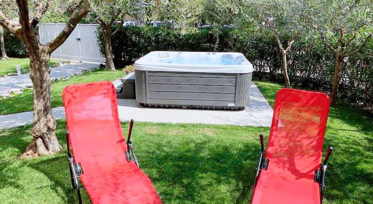 Villa Lori Apartments Garden and Beach — photo 4