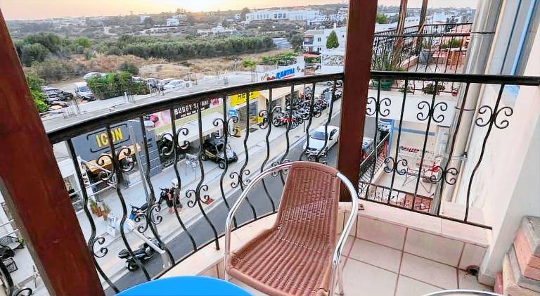 Holiday apartment with patio | Good for workation — photo 3