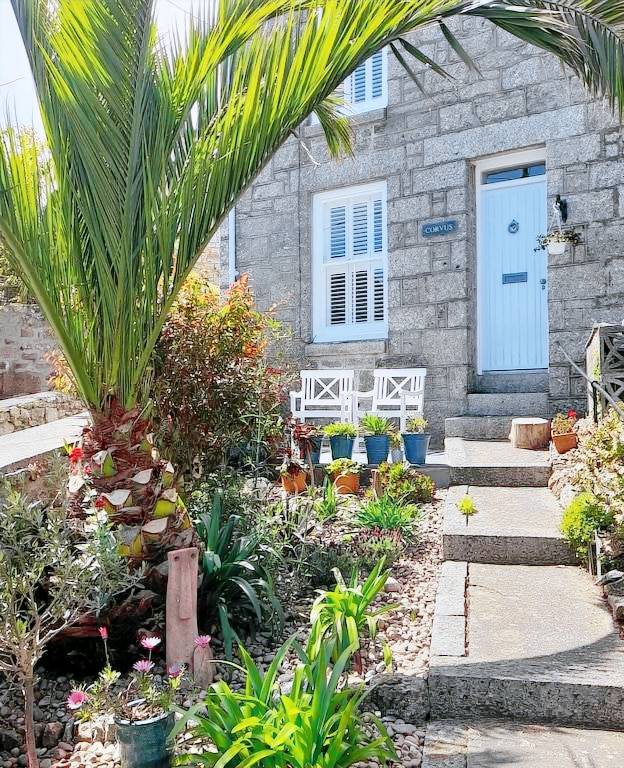 Cottage  Mousehole