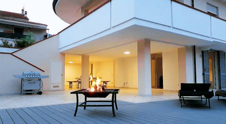 Villa with pool — photo 3